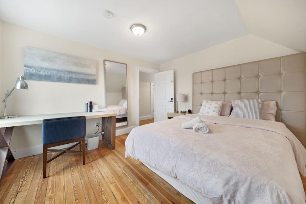 5Br 2Bh Bright & Spacious Apt In Brighton Boston Eksteriør bilde