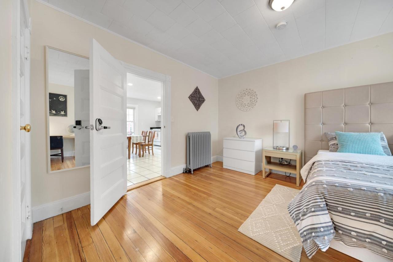 5Br 2Bh Bright & Spacious Apt In Brighton Boston Eksteriør bilde